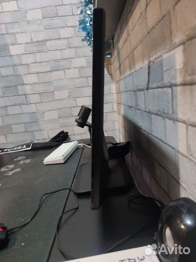 Монитор Acer 27