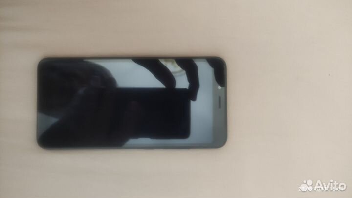 Телефон Xiaomi redmi 6a