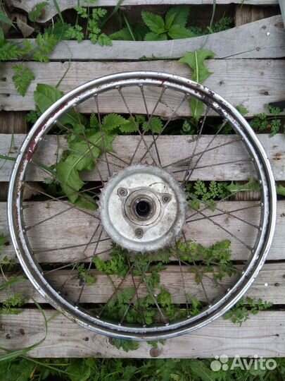 Заднее колесо от советского мопеда