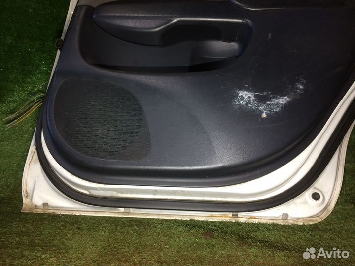 Дверь задняя правая Honda Civic EU1 EU3 Перламутр