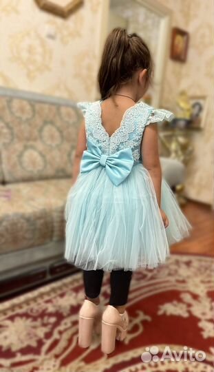 Платье праздничное на девочку 104