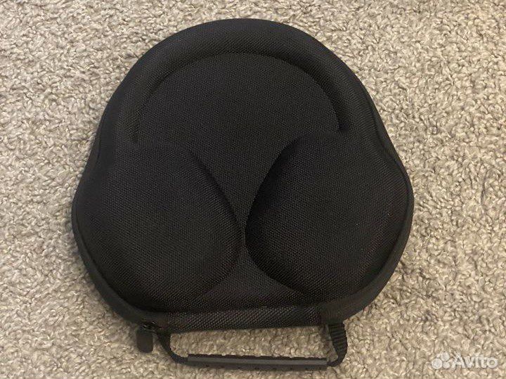 Крепкий защитный чехол для AirPods Max