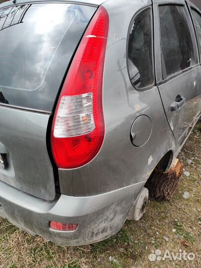 Разбираю Ладу Калину на запчасти