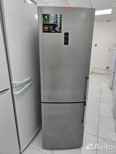 Холодильник Hotpoint Ariston. No frost