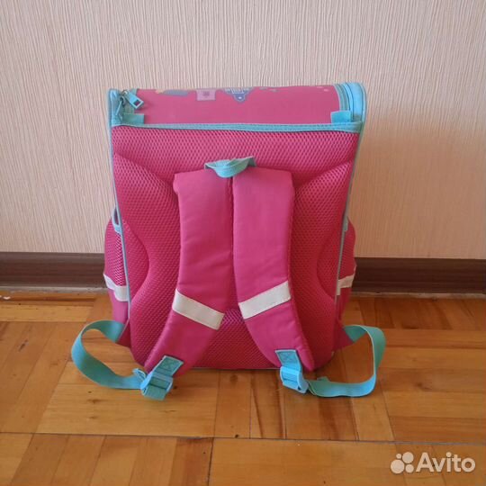 Рюкзак с ортопедической спинкой