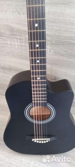 Акустическая гитара belucci
