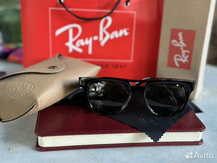 Очки Ray Ban