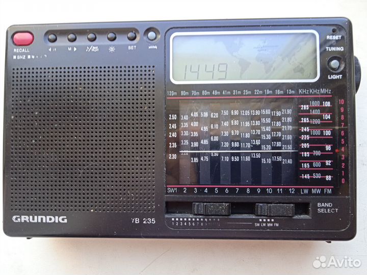 Радиоприемник grundig YB-235