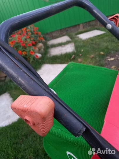 Электрическая газона косилка Брилл