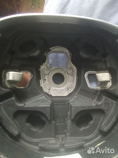 Руль renault sandero 2