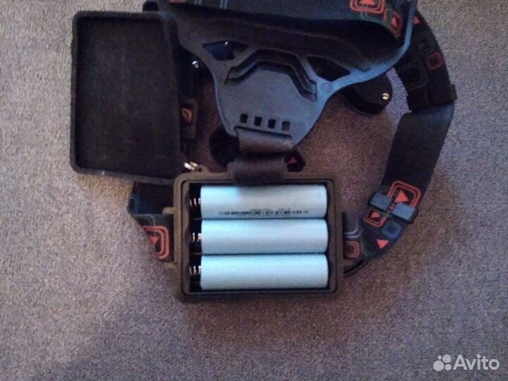 Налобный фонарь