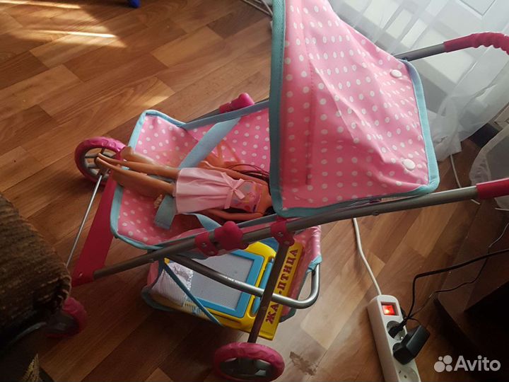 Коляска для кукол
