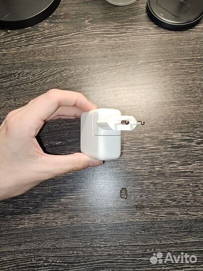 Оригинальный сетевой адаптер Apple 30W