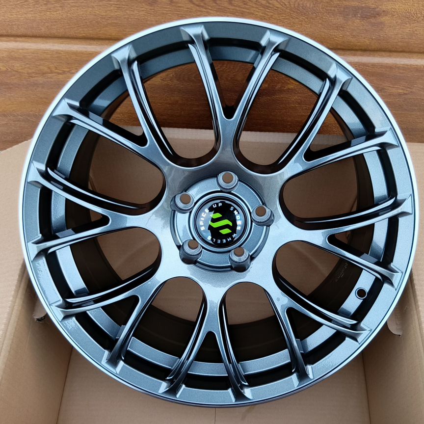 Литые диски Flo-Tech 8×R18 5×114.3