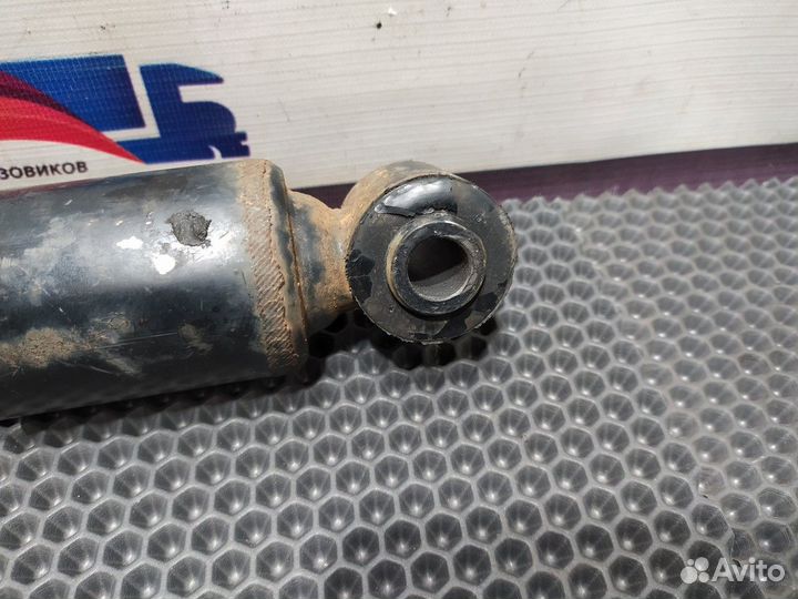 7420840318 Амортизатор кабины горизонтальный