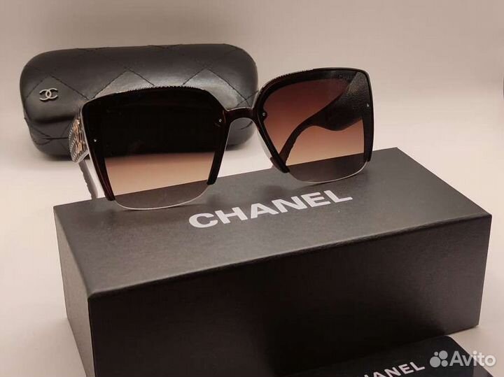 Солнцезащитные очки женские chanel