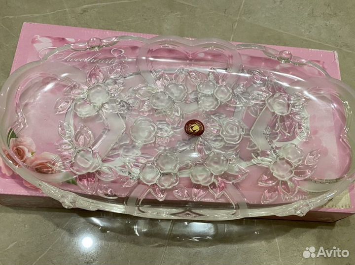 Ваза для фруктов и блюдо для бутербродов