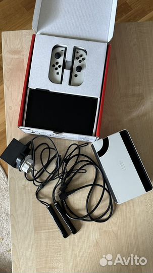 Nintendo switch oled 64 gb