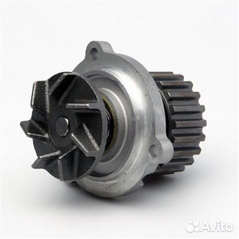 Водяная помпа на Mercedes-Benz SLR McLaren