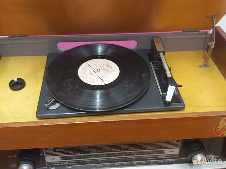 Радиола СССР ламповая Ригонда 102 рабочая