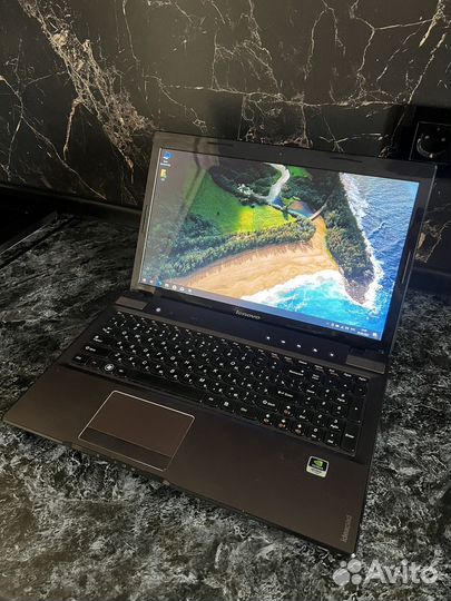 Ноутбук Lenovo IdeaPad Z570