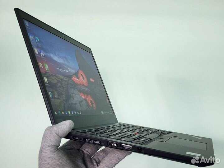 Мобильный Надежный Мощный ThinkPad X390 10210U