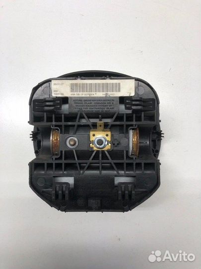 Подушка безопасности в руль Ситроен С4 Citroen C4