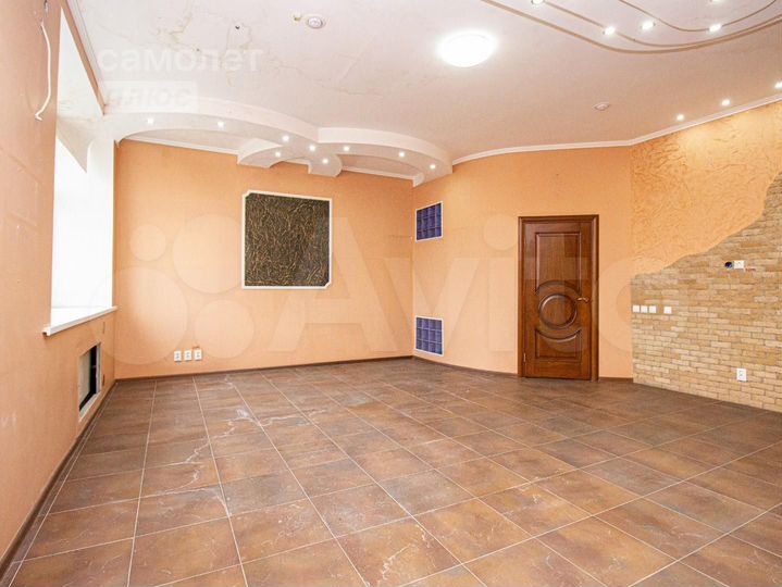 Сдам офисное помещение, 125.8 м²