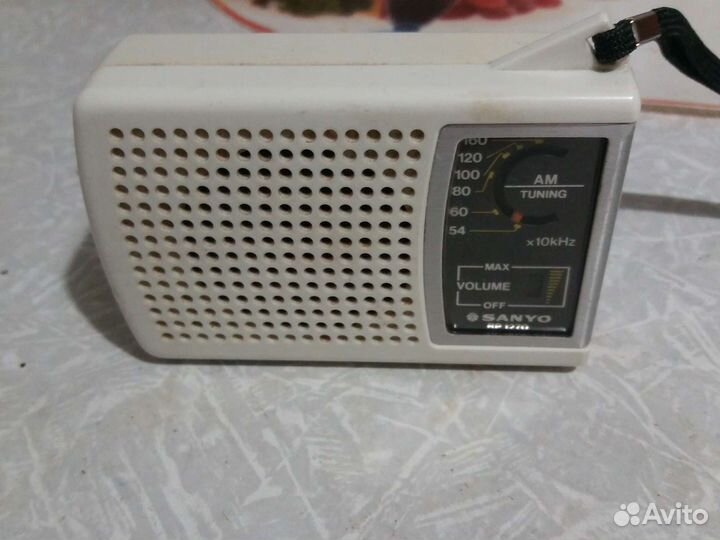 Радиоприемник Sanyo и Phillips