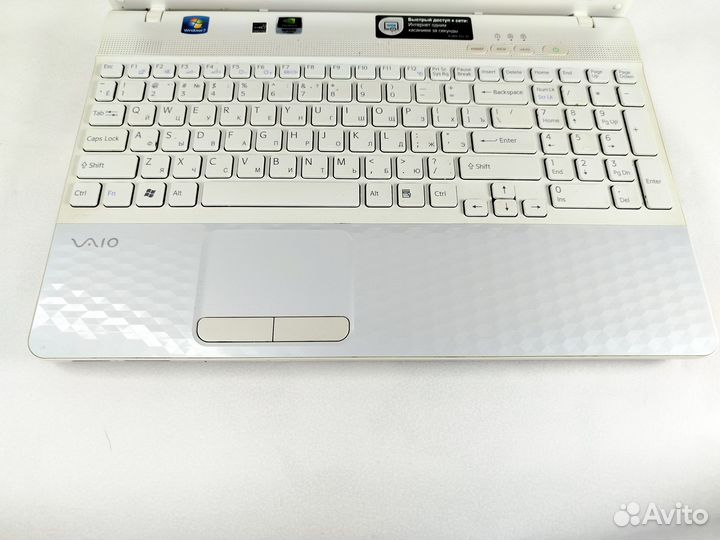 Sony Vaio vpceh1S1R/W