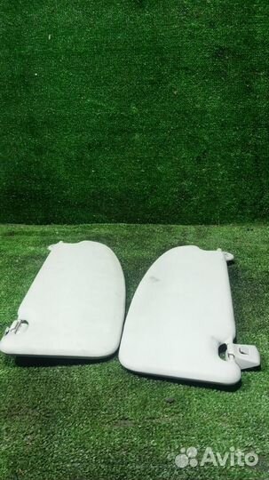 Козырек солнцезащитный (внутри) к-кт Ford Focus