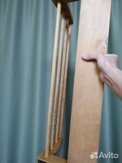 Вешалка деревянная