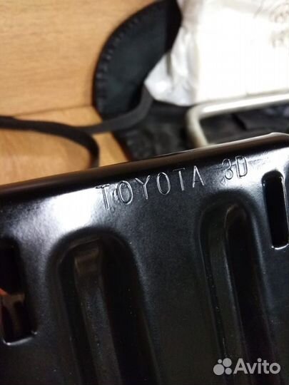 Инструменты. Toyota Land Cruiser 80. Япония. #1703