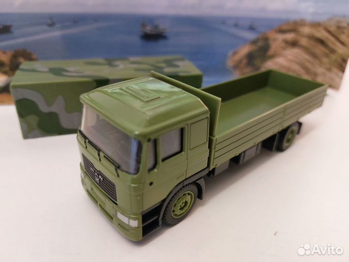 Модель военного грузовика MAN 1:64