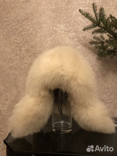 Женские меховые шапки