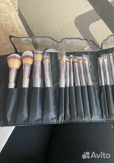 Кисти для макияжа