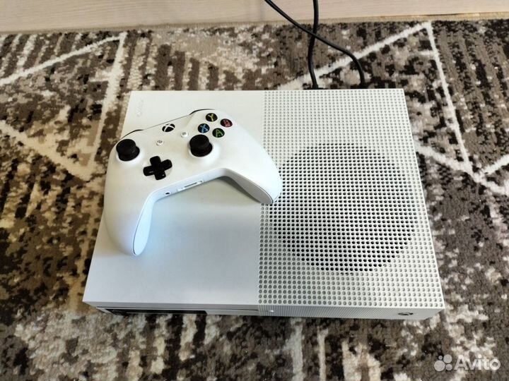 Xbox One s