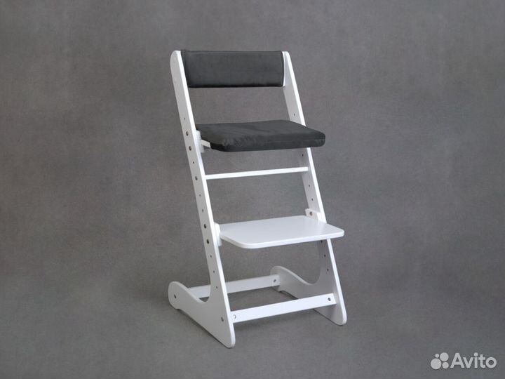 Белый растущий стул