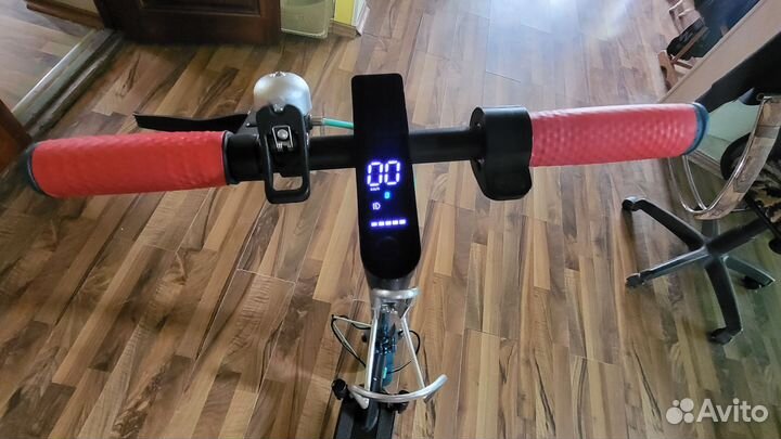 Электросамокат accesstyle