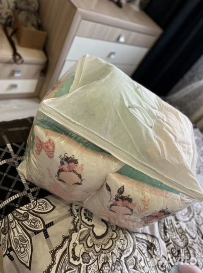 Бортики в кроватку