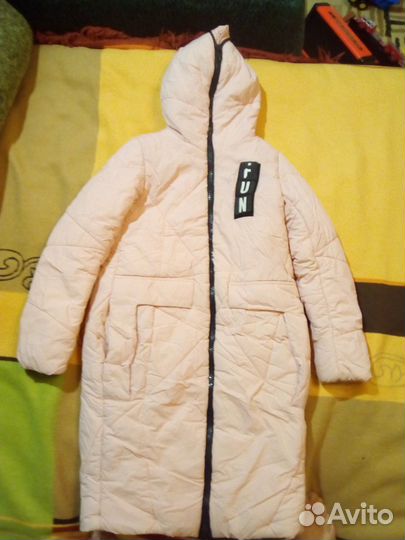 Пуховик для девочки демисезонный. Рост 147-152