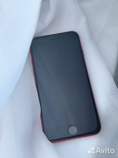 iPhone SE (2020), 128 ГБ