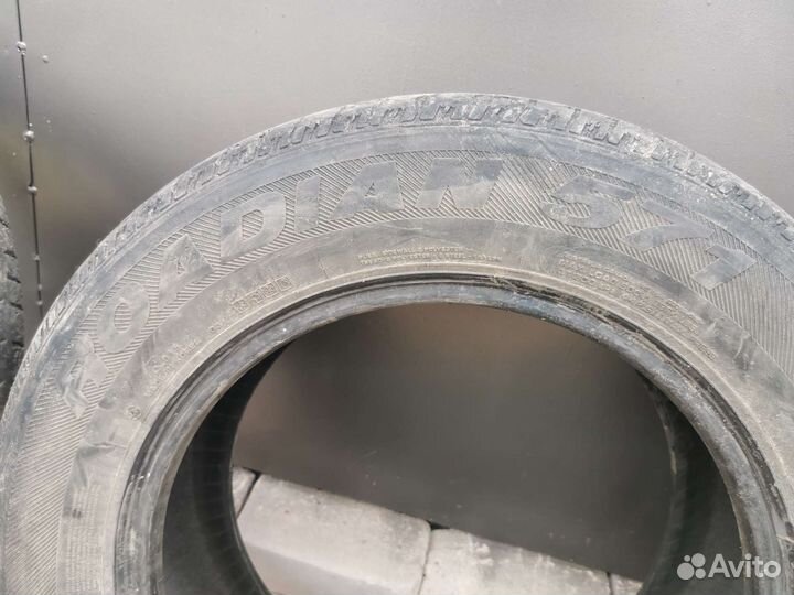 Nexen Roadian 571 235/65 R17