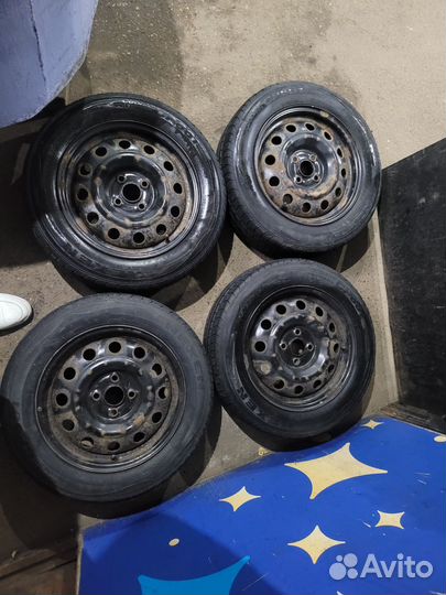 Колеса в сборе r15 летние 4 100 на solaris