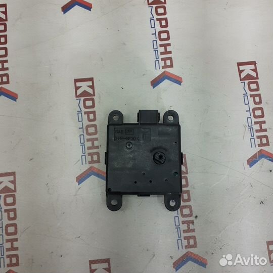 Привод заслонки отопителя