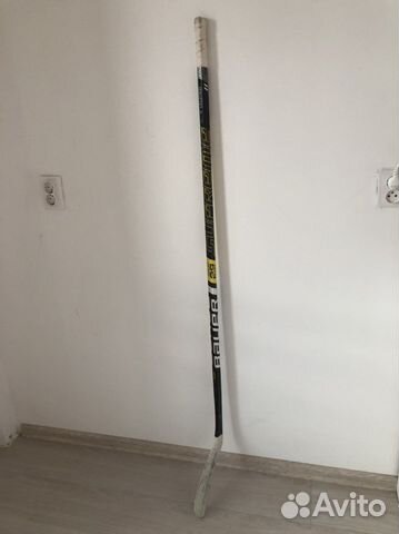 Клюшка хоккейная правый хват bauer