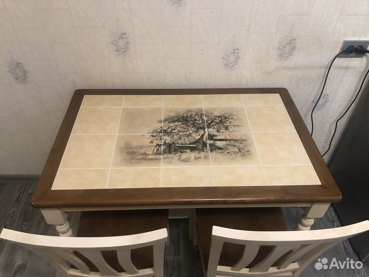 Стол и 3 стула для кухни (комплект)