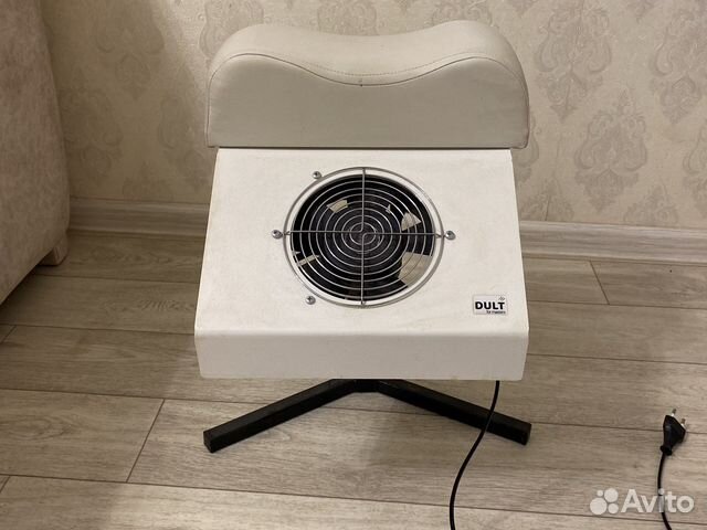 Подставка доя педикюра с пылесосом