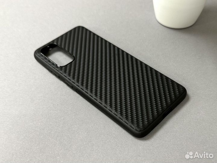 Чехол на Samsung Galaxy S20 под Карбон