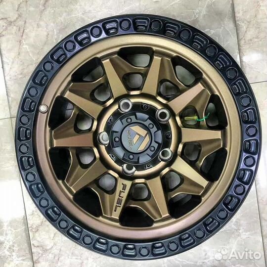 Американские диски Fuel R17 6x139.7 Tahoe